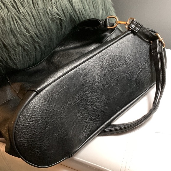 Women Hobo Purse/Handbag Vegan Leather Satchel Adjustable Shoulder Bag Tote - Picture 5 of 15